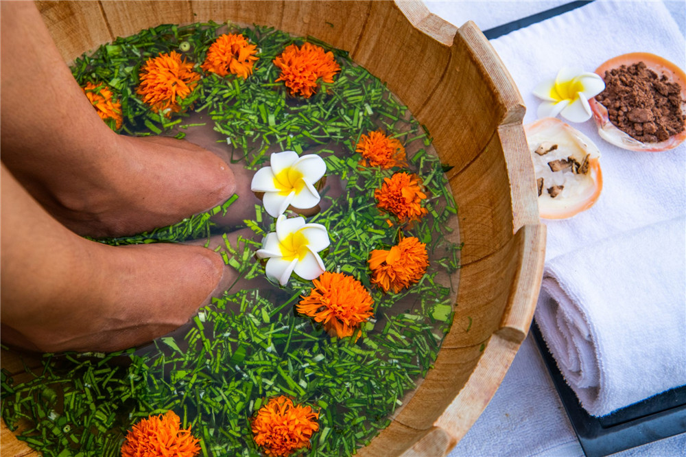 南棕榈度假村 South Palm Resort Maldives, 娱乐活动(海岛maldives)介绍,网球及高尔夫