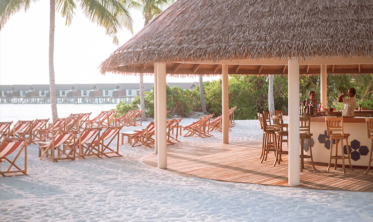 Sunset Bar（酒吧） dining美食的图片集（ 酒水、小吃 ），印度洋三大明珠马尔代夫,瑞提法鲁岛 Reethi Faru Resort