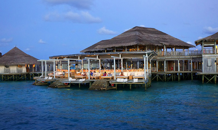 Chill Bar dining美食的图片集（ 世界级鸡尾酒 ），印度洋三大明珠马尔代夫,六善拉姆 Six Senses Laamu Maldives