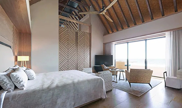 房型内部设施图片参考，如无边泳池与电视及音响， 3 Bedroom Grand Beach Villa With Pool-三卧室海滩泳池大别墅  maldievs(华尔道夫.伊塔富士岛|希尔顿 Waldorf Astoria Maldives Ithaafushi) 